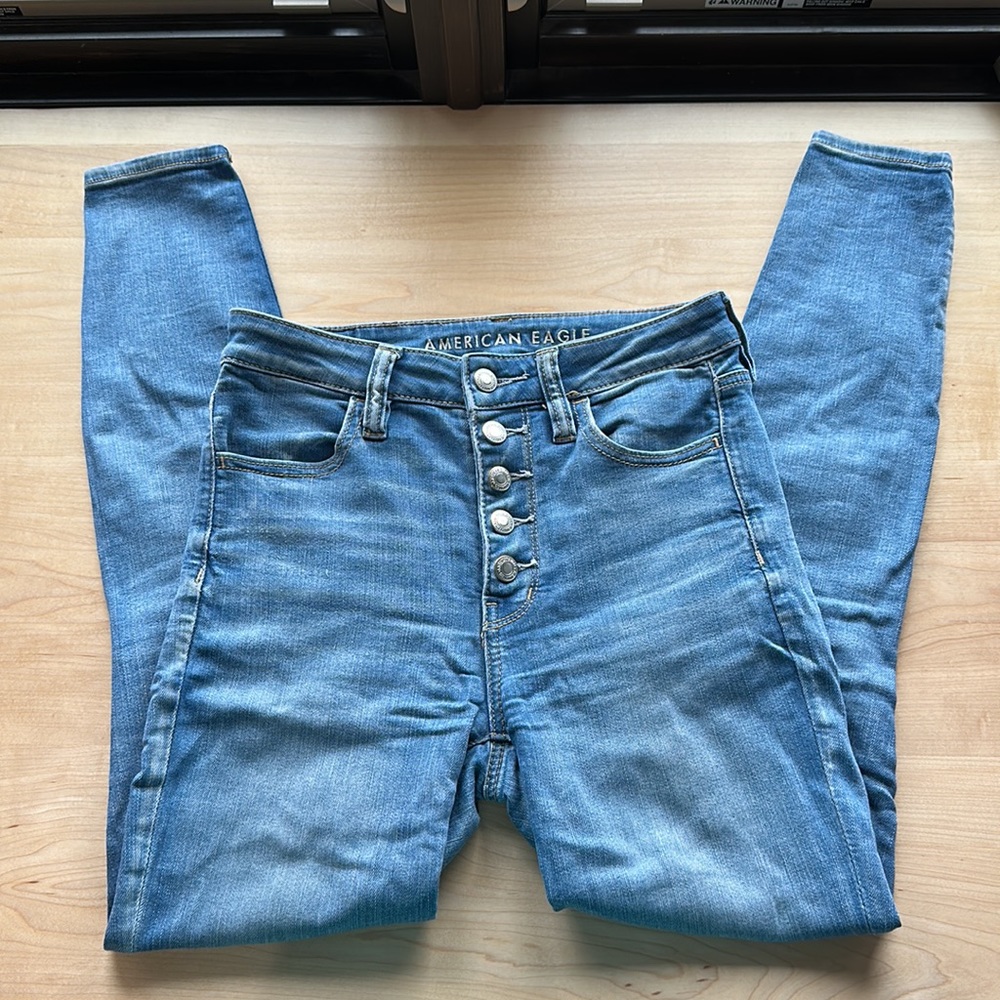 American Eagle skinny jeans